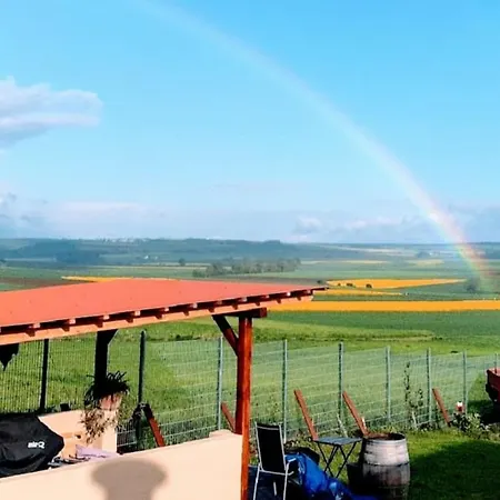 Wellness-ferienhaus Maifelder Uhlenhorst 펜션